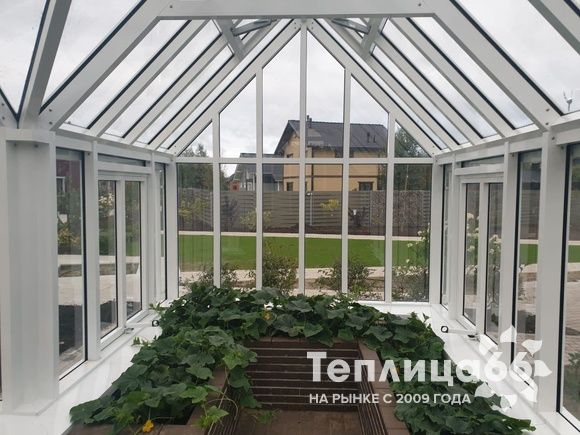 Теплица Salisbury (Солсбери) с тамбуром под стекло (14 м²)