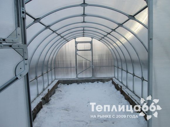 Теплица Рада Макси из поликарбоната, ширина 3 м