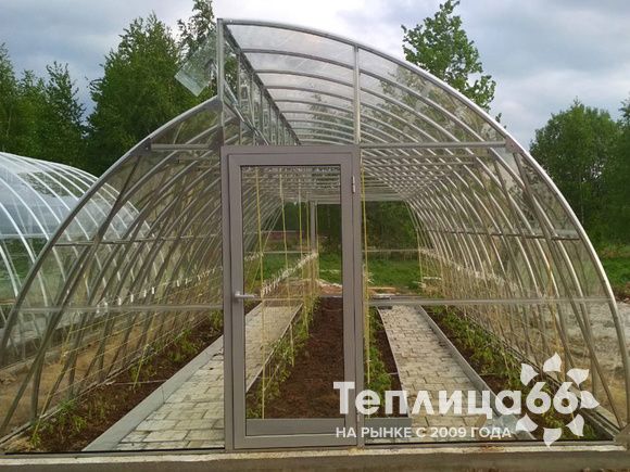 Теплица остроконечная Victory по Митлайдеру с закаленным стеклом, ширина 4,18 м