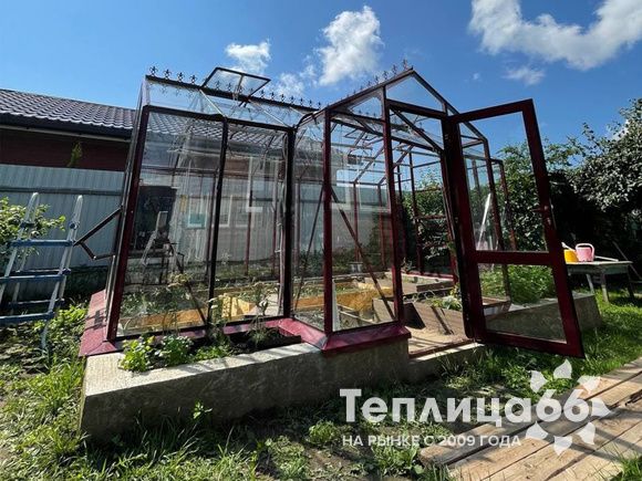 Теплица botanik T с мини-тамбуром под стекло (14 м²)