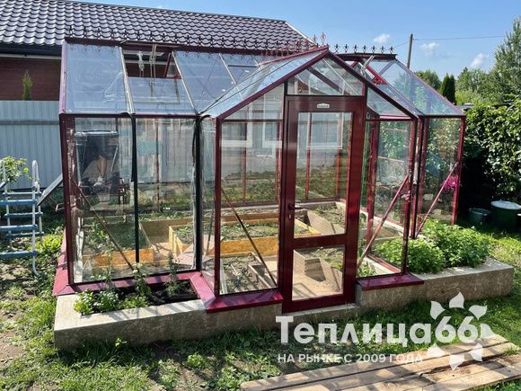 Теплица botanik T с мини-тамбуром под стекло (14 м²)
