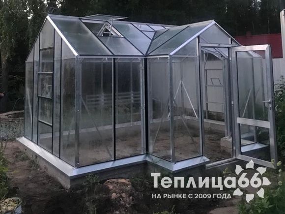 Теплица botanik T с мини-тамбуром под стекло (14 м²)