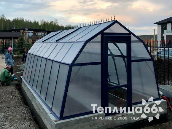 Теплица Рада Байкал из поликарбоната, ширина 3 метра