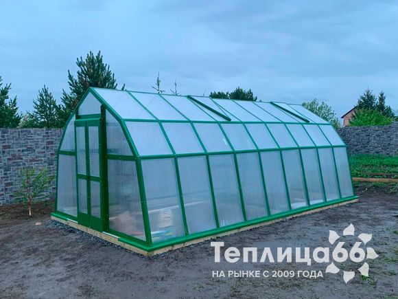 Теплица Рада Байкал из поликарбоната, ширина 3 метра
