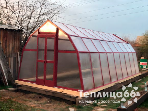 Теплица Рада Байкал из поликарбоната, ширина 3 метра