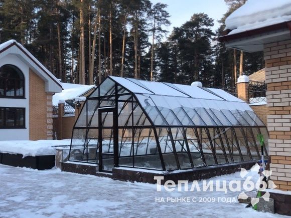Теплица Рада Нил под стекло, ширина 4,5 метра